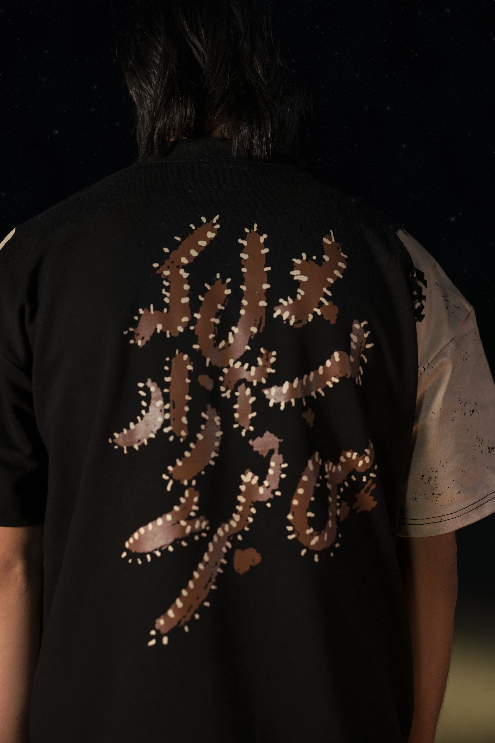 ERA BLACK TSHIRT