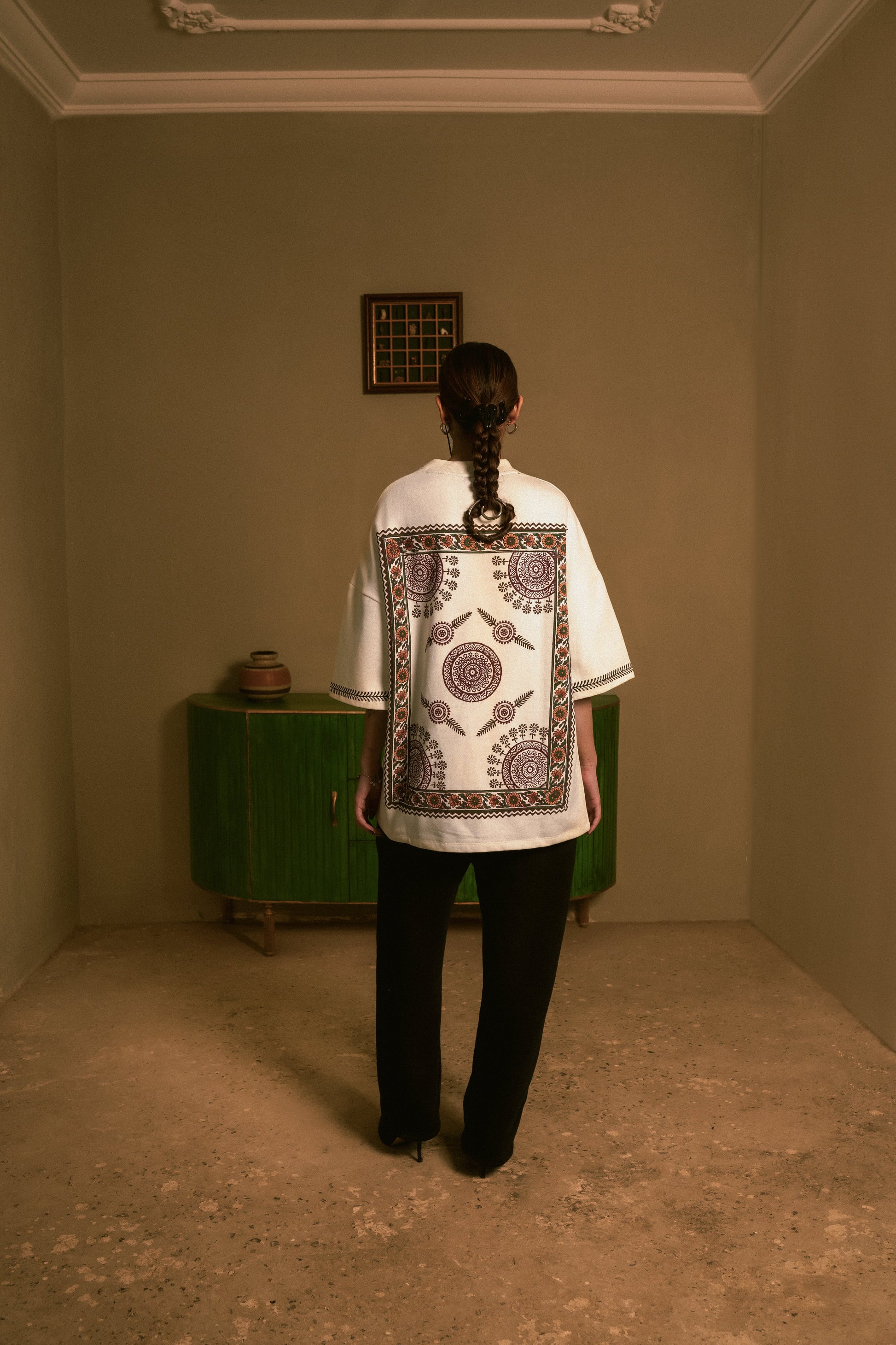FOLK ART OFFWHITE BLOCK PRINTED TSHIRT
